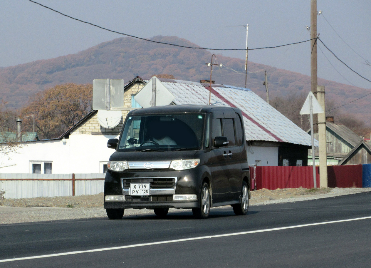 х 779 ру 125, Daihatsu Tanto 2nd gen Custom (L385S), 2007–2013
