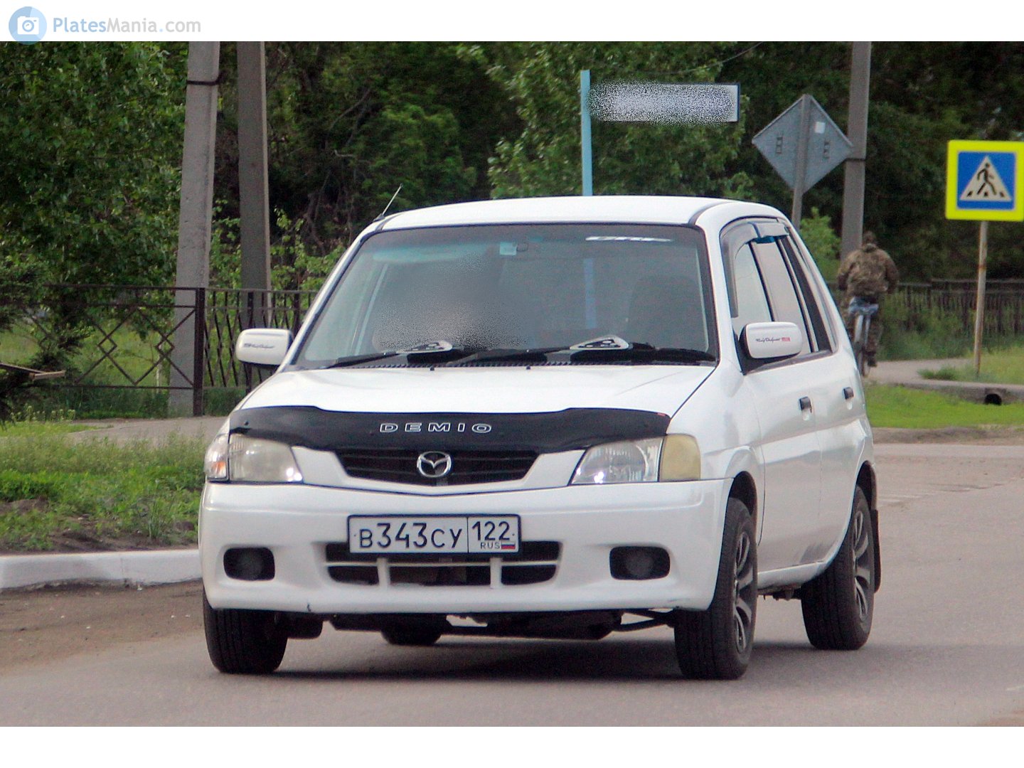 в 343 су 122, Mazda Demio 1st gen (DW), 1996–2003