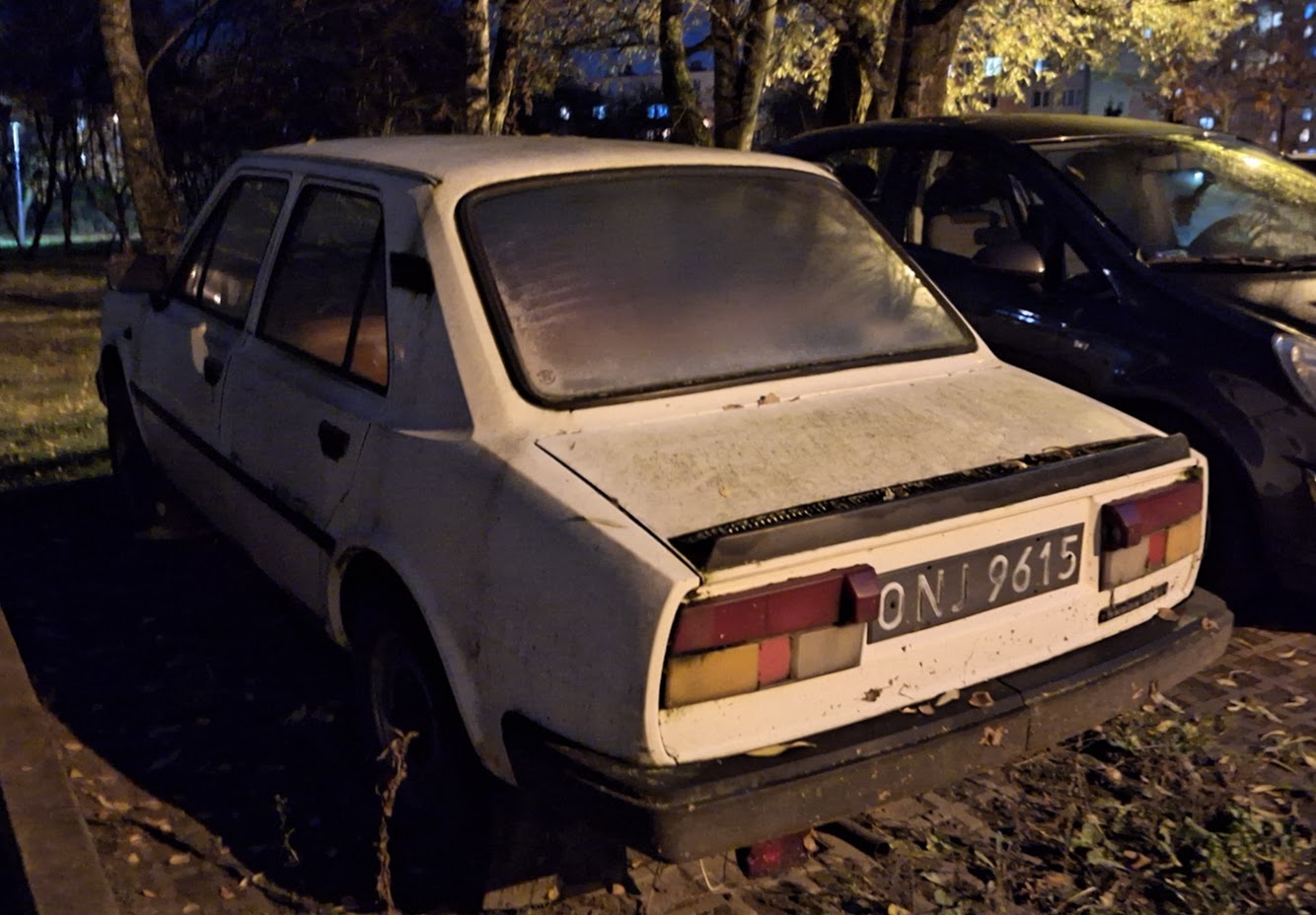 ONJ 9615, Skoda 120 2nd gen 120L, 1988–1989