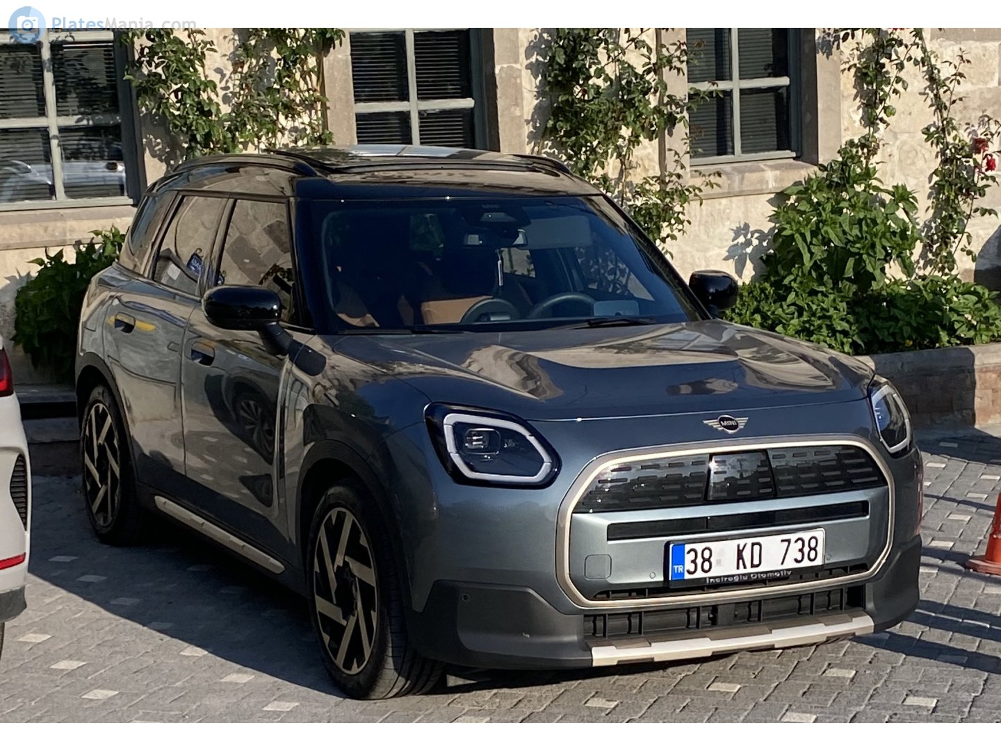 38 KD 738, MINI Countryman 3rd gen (U25), 2023–