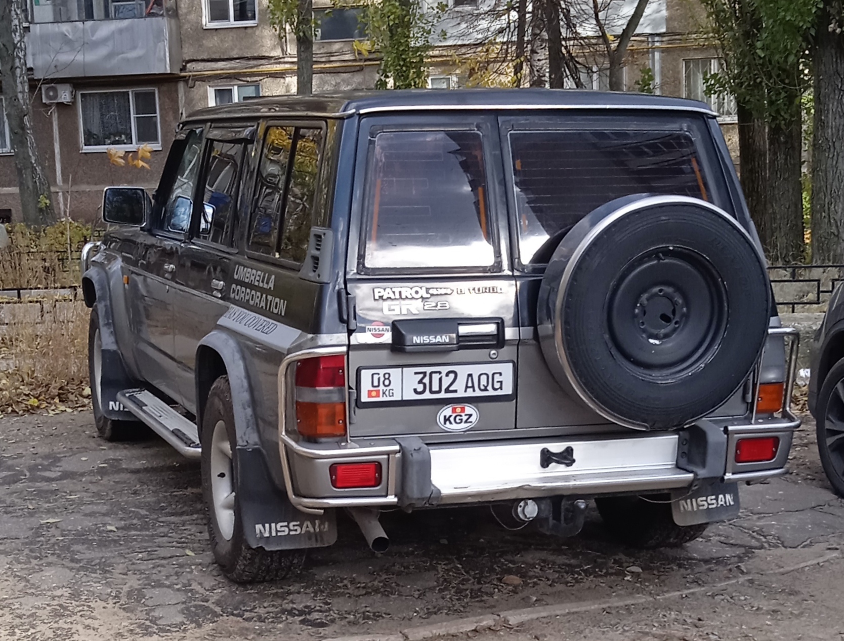 08 302 AQG, Nissan Patrol 4th gen 5-door SUV (Y60), 1987–1997