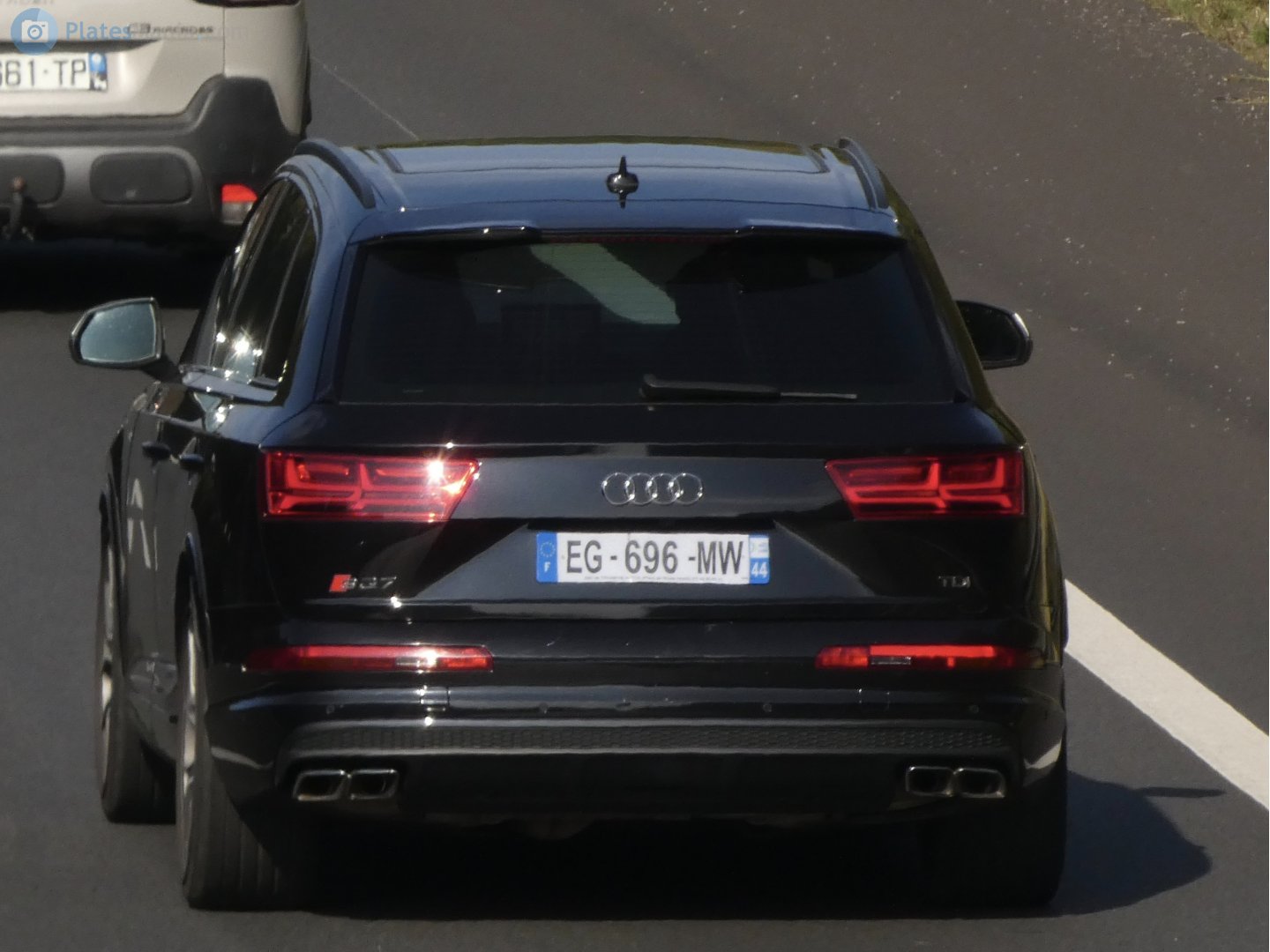 EG-696-MW, Audi SQ7 1st gen (4MB), 2016–2019