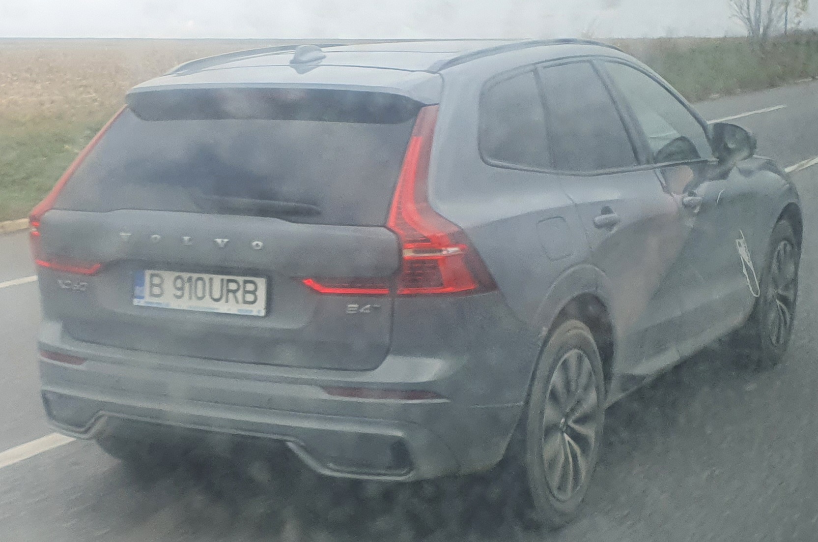 B 910 URB, Volvo XC60 2nd gen (246), 2017–2025