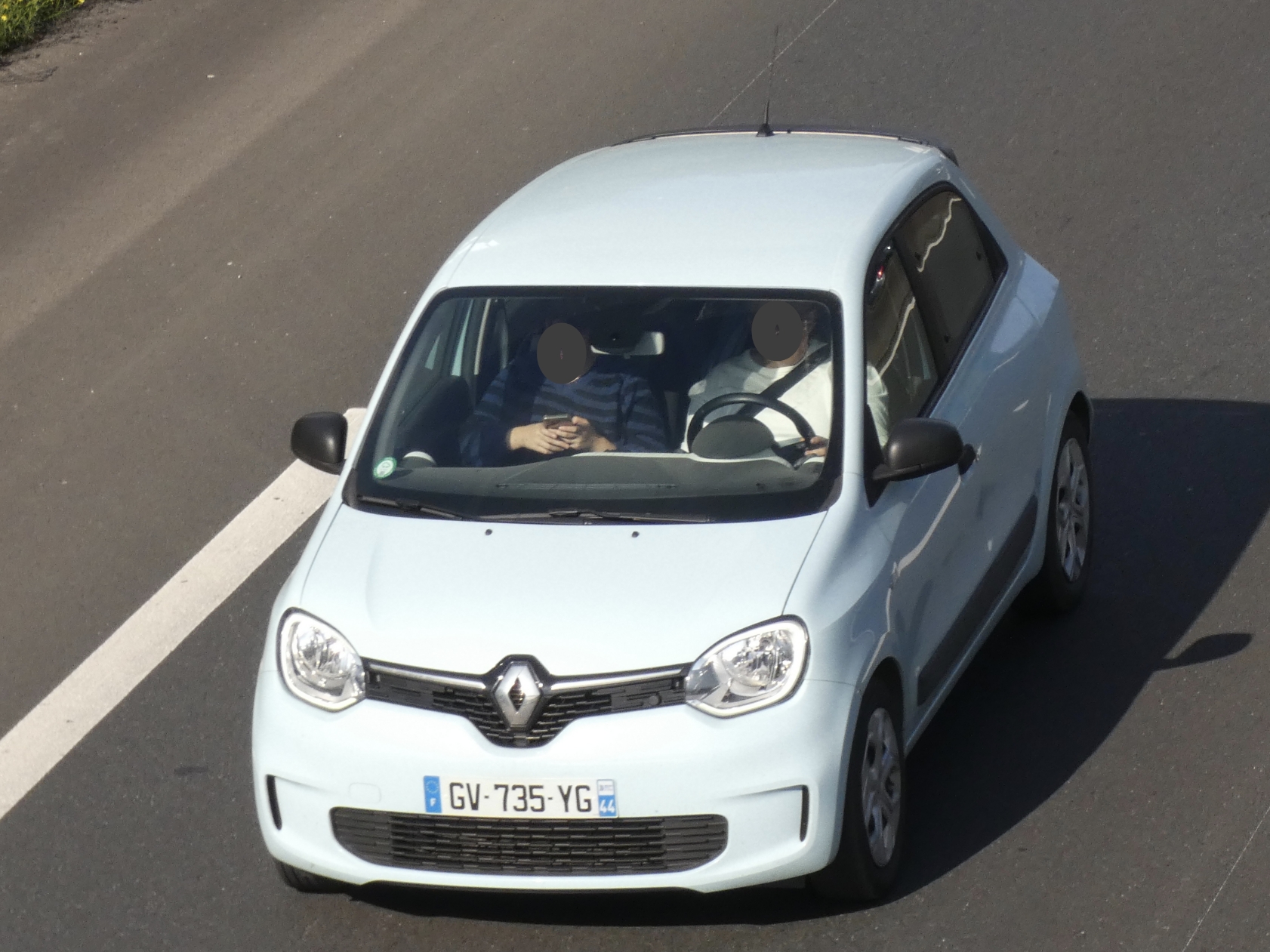 GV-735-YG, Renault Twingo 3rd gen (B07), 2014–2023