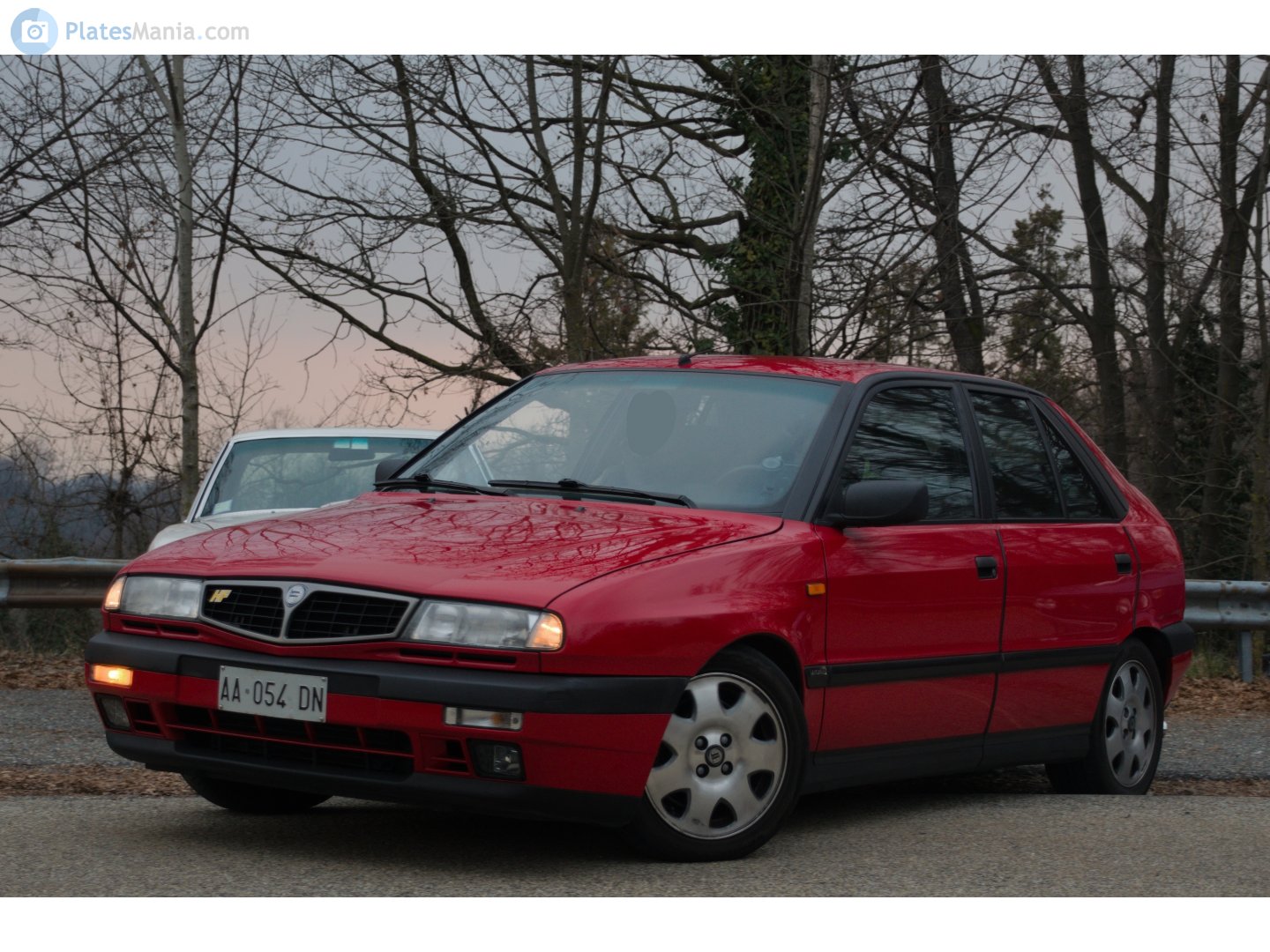 AA 054 DN, Lancia Delta 2nd gen 5-door Hatch (836), 1993–1999