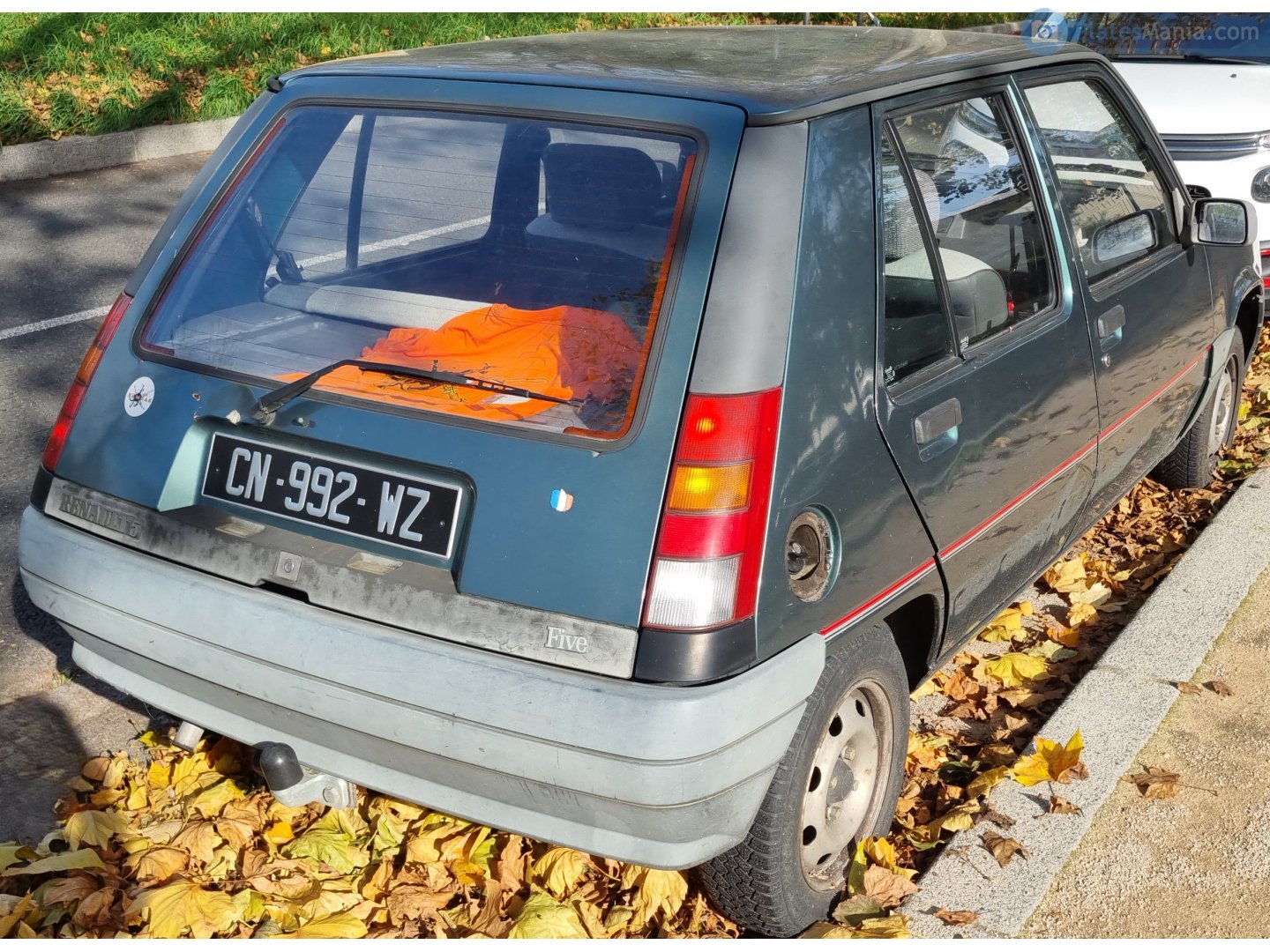 CN-992-WZ, Renault 5 2nd gen Supercinq 5-door Hatch (B40), 1984–1996