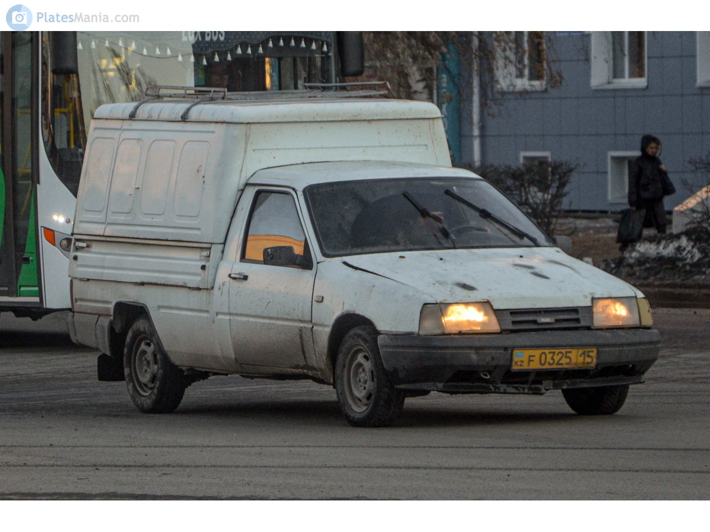 F 0325 15, Izh 2717 2717 Ода Версия (Oda Versiya), 1997–2005