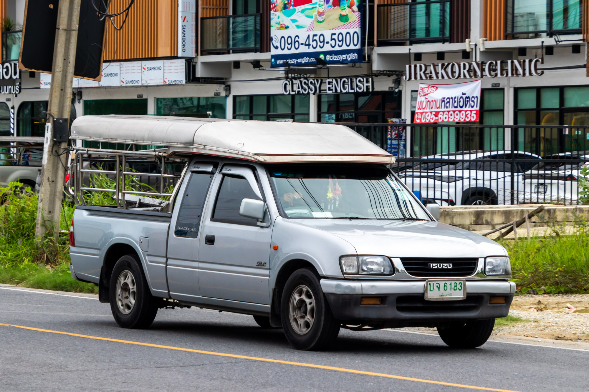 บจ 6183, Isuzu Dragon Eye 1st gen (TF; TH-market), 1996—2002