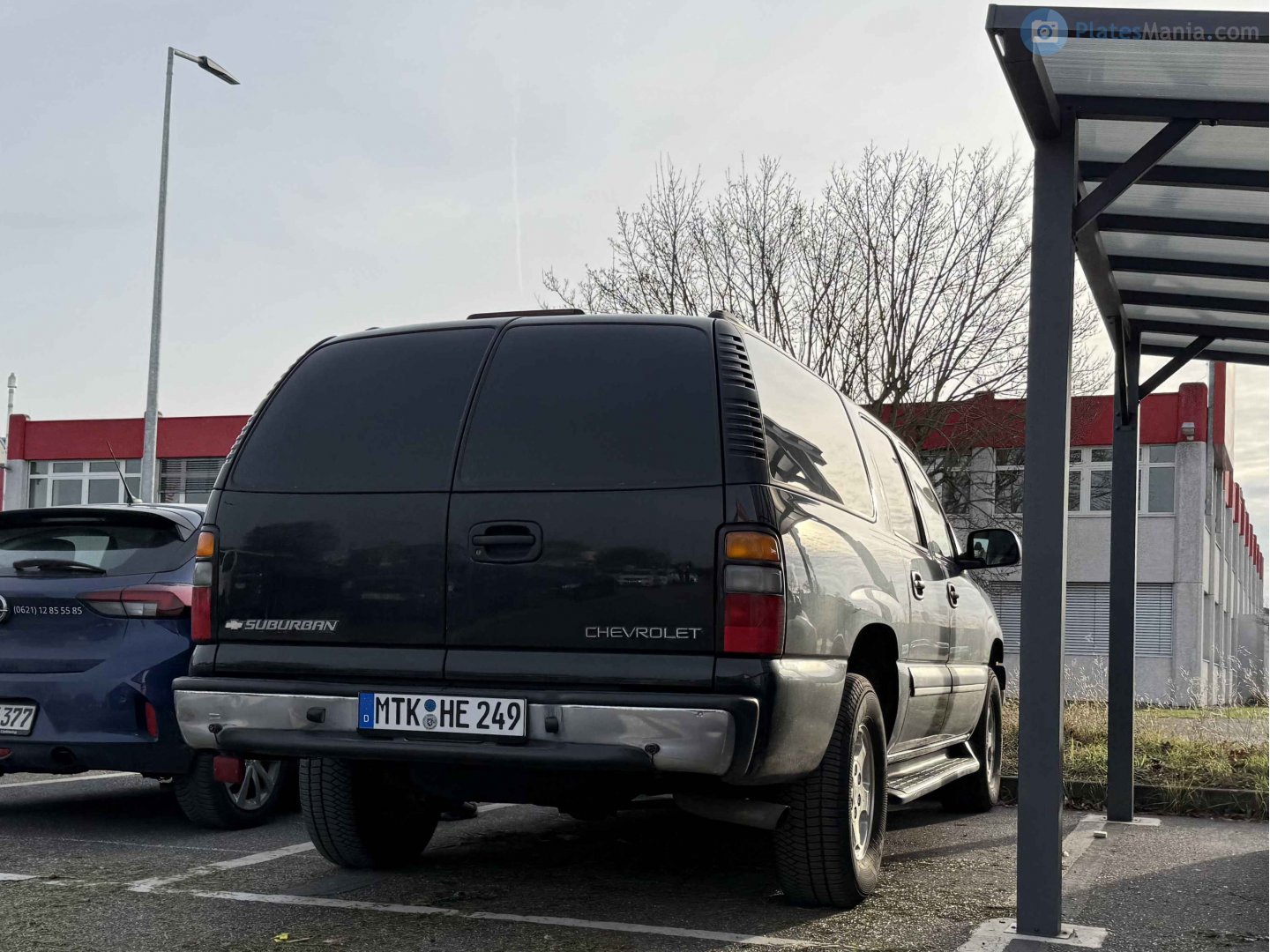 MTK HE 249, Chevrolet Suburban 9th gen (GMT830), 1999–2005