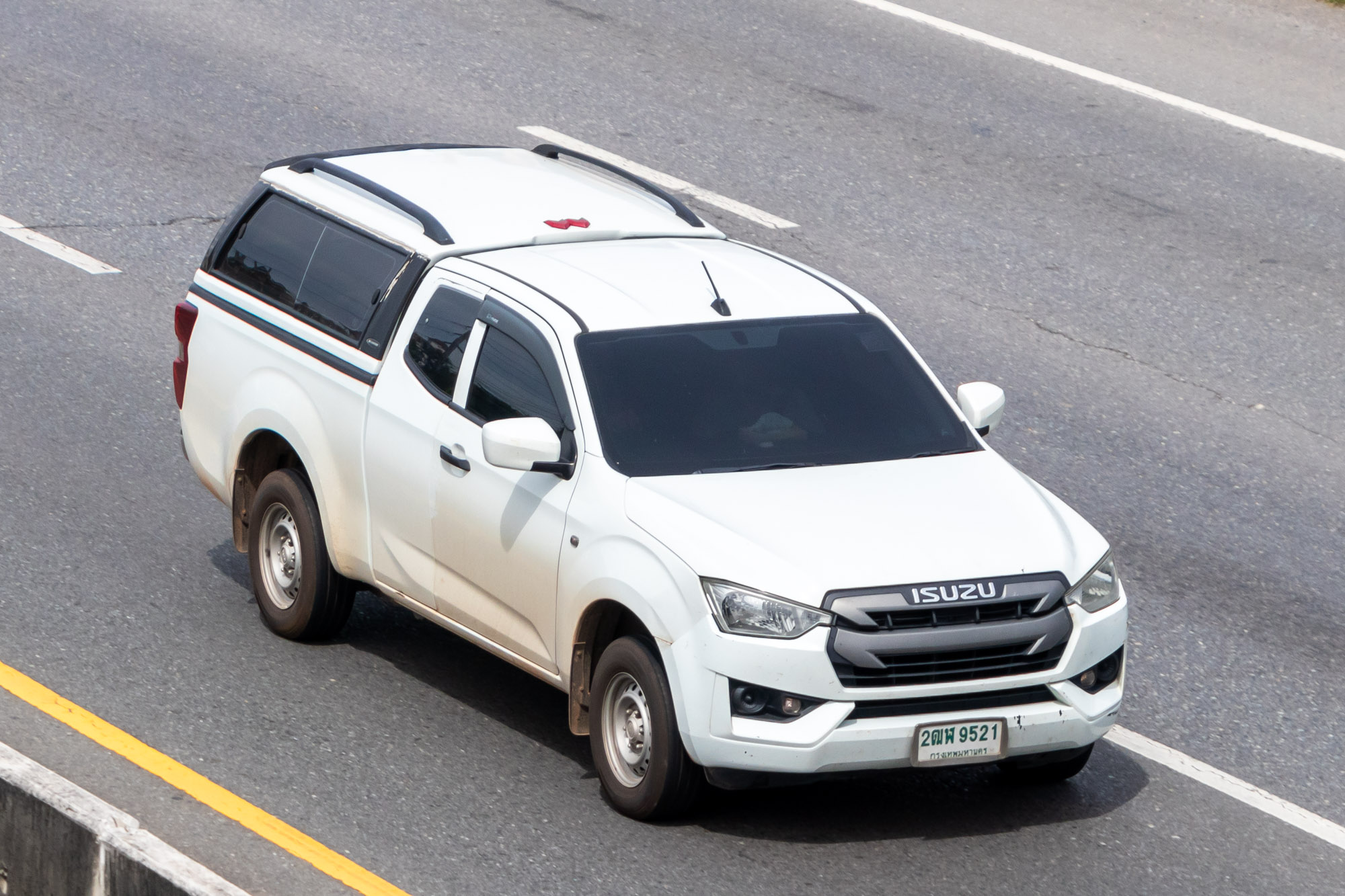 2ฒฬ 9521, Isuzu D-Max 3rd gen (RG01), 2019–