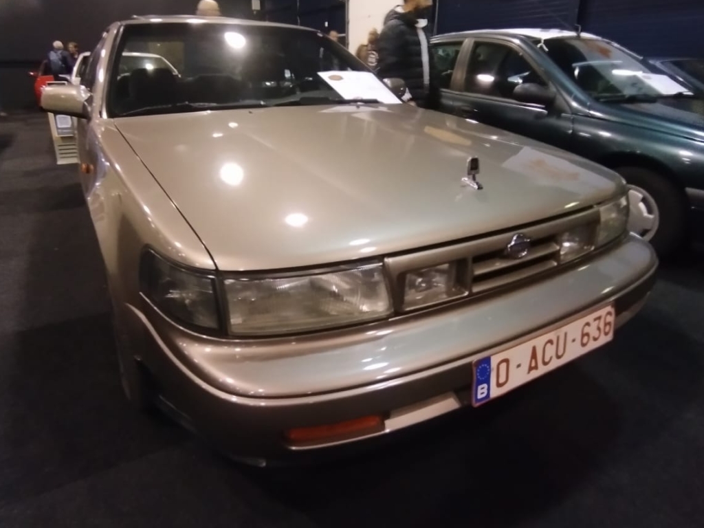 O-ACU-636, Nissan Maxima 2nd gen Sedan (J30), 1988–1994