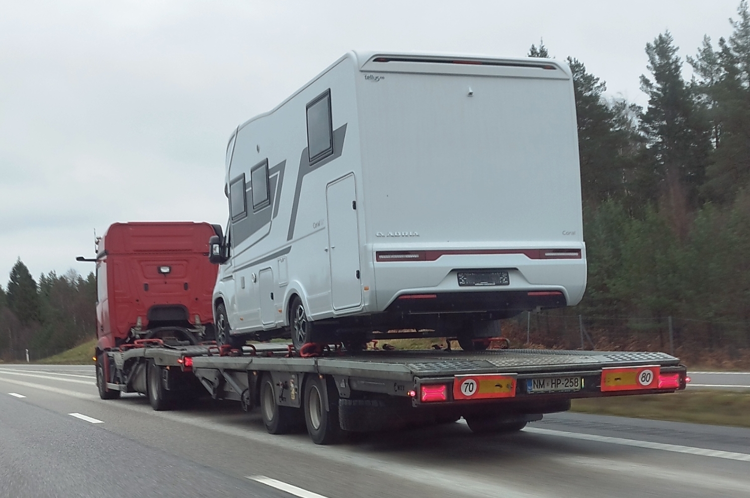 NM HP-258, Avtomobillər 