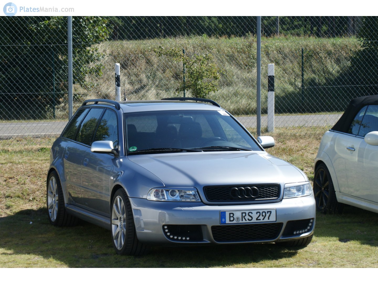 B RS 297, Audi RS4 1st gen (B5/8D5), 1999–2001