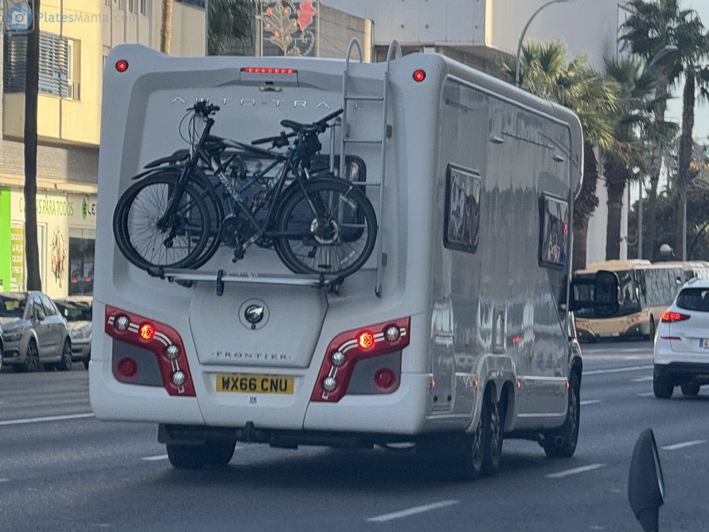 WX66CNU, Autotrail Frontier 