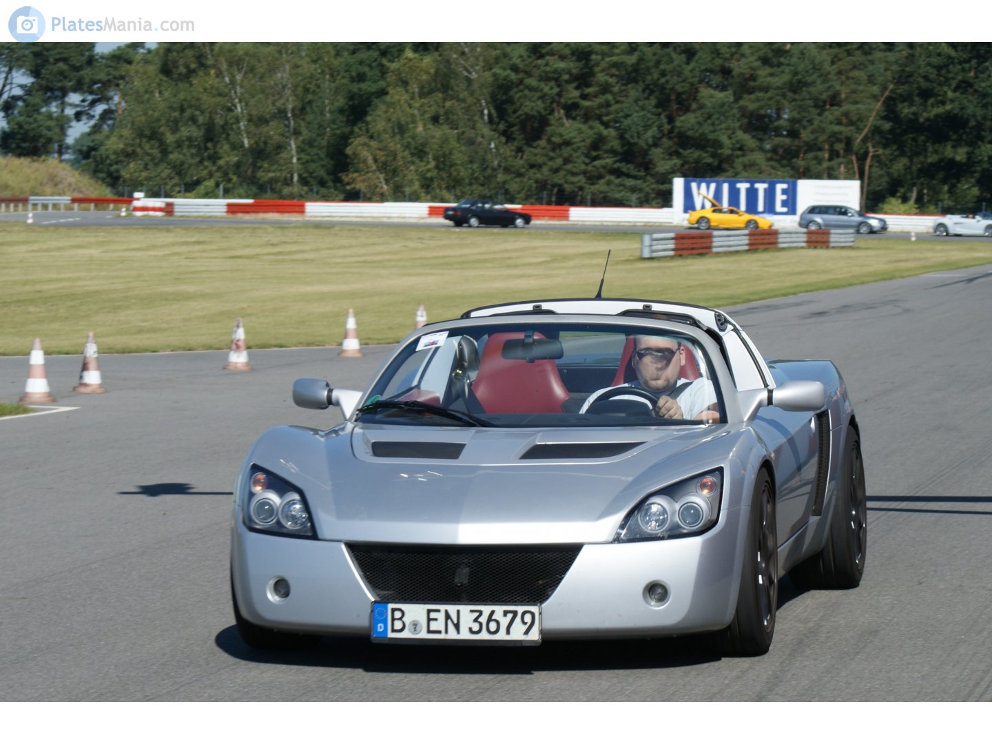 B EN 3679, Opel Speedster 1st gen (E01), 2000–2005