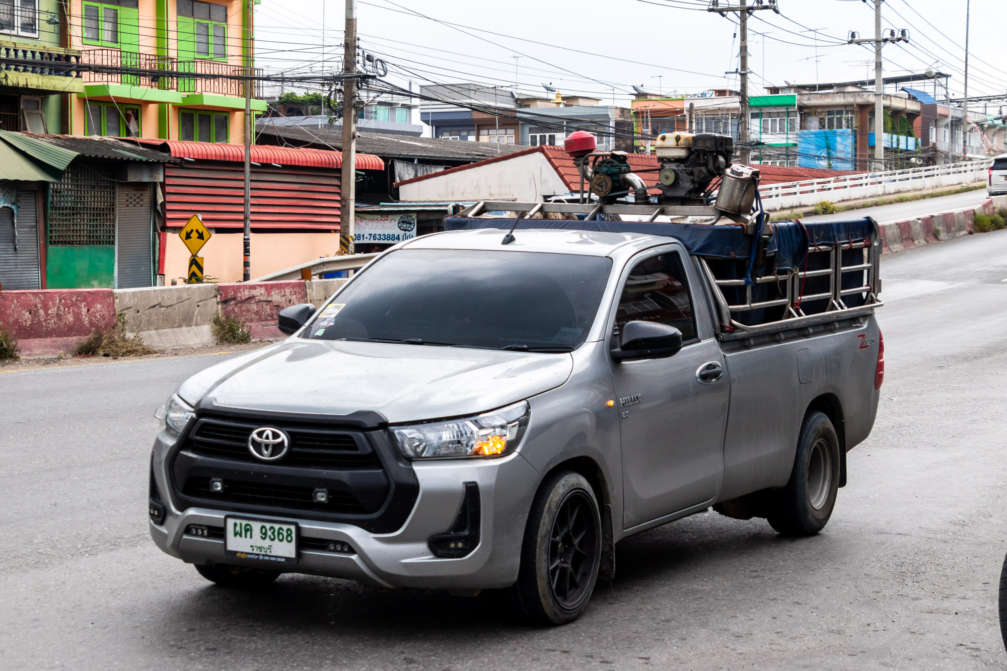 ผค 9368, Toyota Hilux 8th gen (AN120/AN130), 2015–