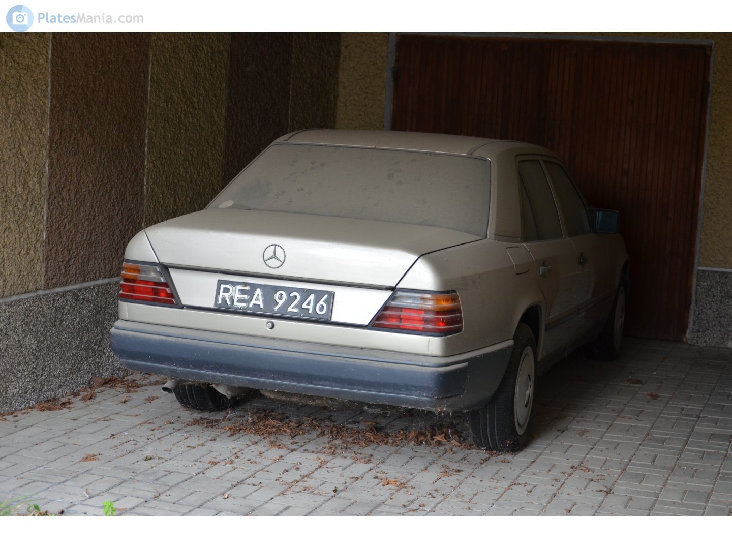 REA 9246, Mercedes-Benz E-Klasse 1st gen Sedan (W124), 1984­–1995