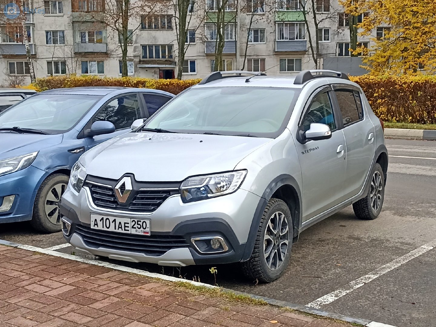 а 101 ае 250, Renault Sandero 2nd gen Stepway (B52), 2013­–
