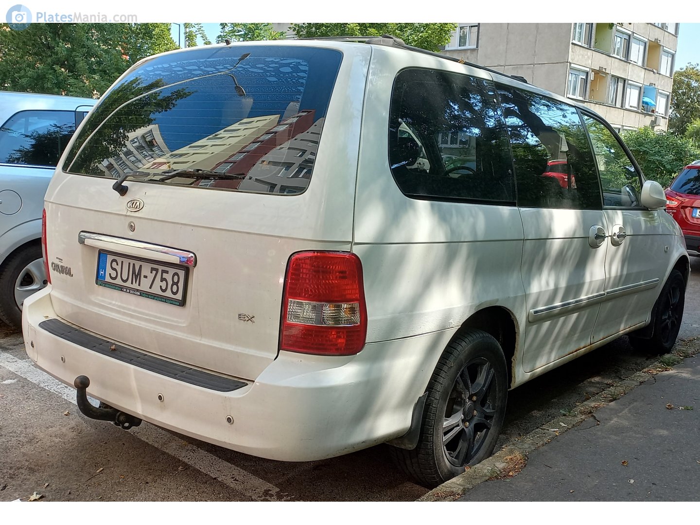 SUM-758, Kia Carnival 1st gen (II) (KV), facelift, 2001–2006