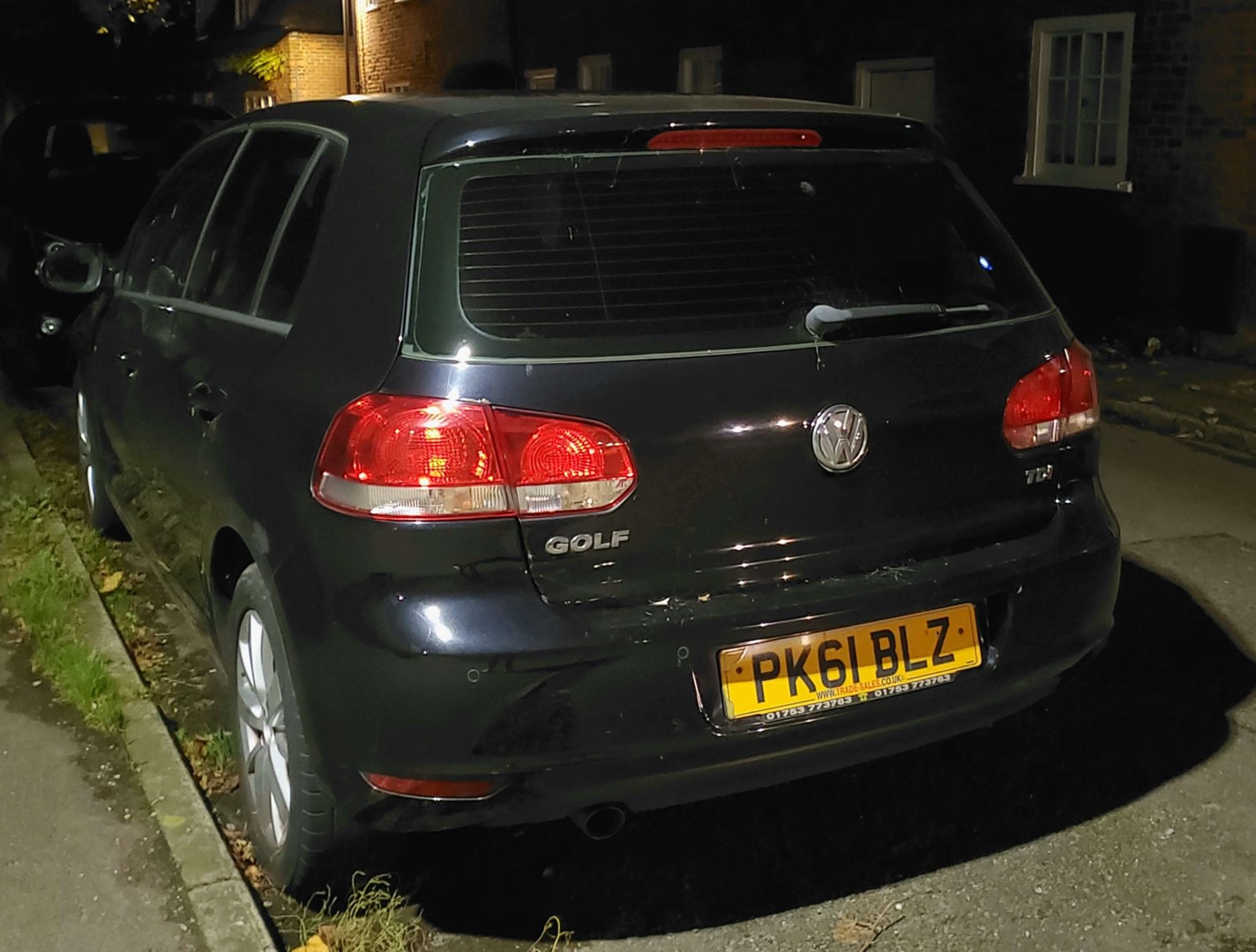 PK61BLZ, Volkswagen Golf 6th gen 5-door Hatch (5K), 2008–2013