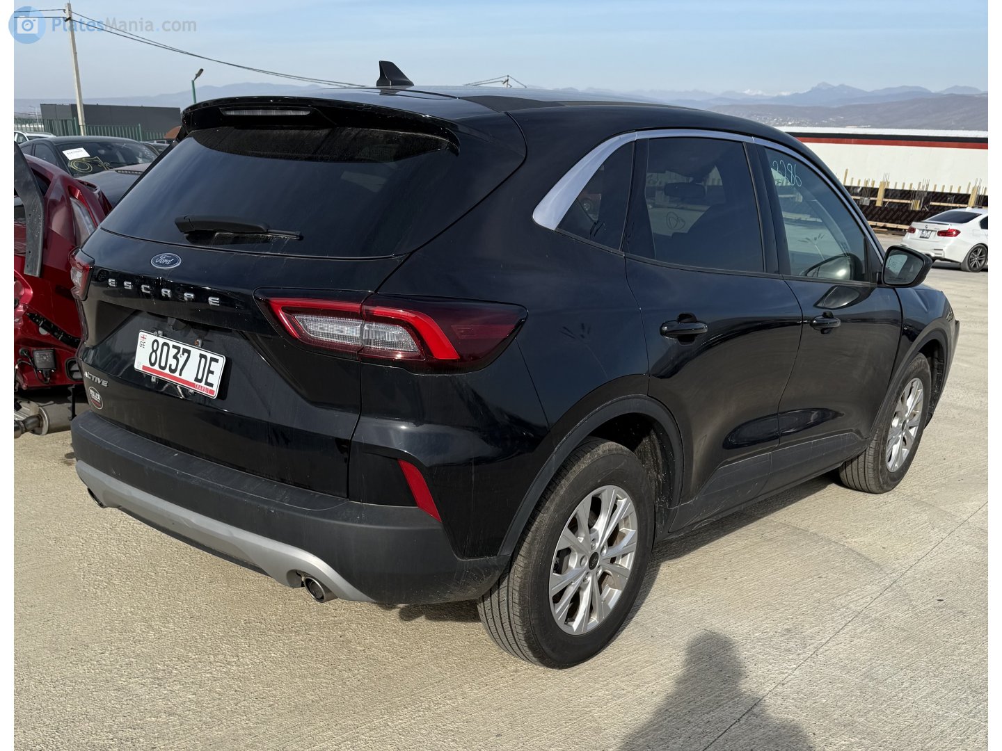 8037 DE, Ford Escape 