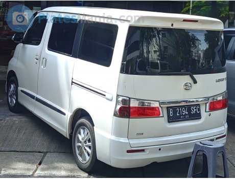 B 2194 SFC, Daihatsu Luxio