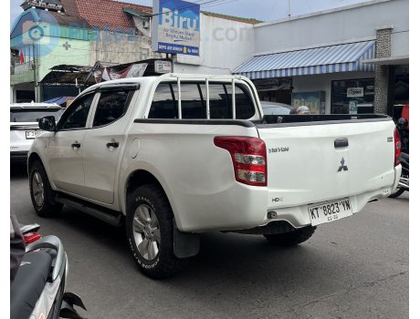 KT 8823 YN, Mitsubishi Triton