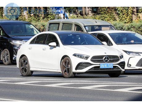 京N·KL305, Mercedes-Benz A-Klasse