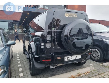 11 Q 66, Land Rover Defender