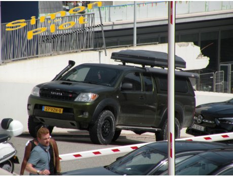 27-VZN-8, Toyota Hilux