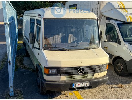 BT-382EJ, Mercedes-Benz T2