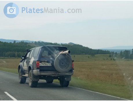 о747во124, Toyota Hilux Surf
