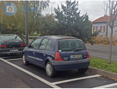 4984 WY 63, Renault Clio