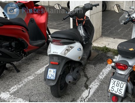 H425, Piaggio Zip
