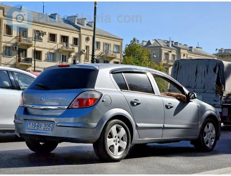 19 BX 205, Opel Astra