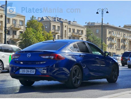 99 SN 858, Opel Insignia