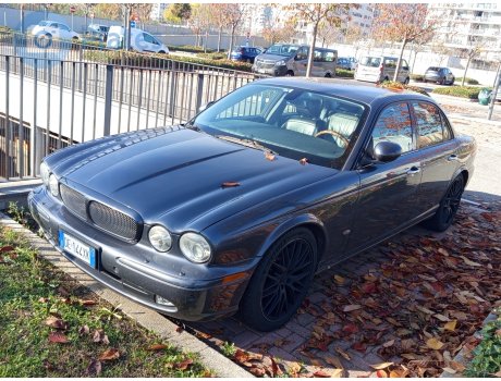 DE 144 XK, Jaguar XJ