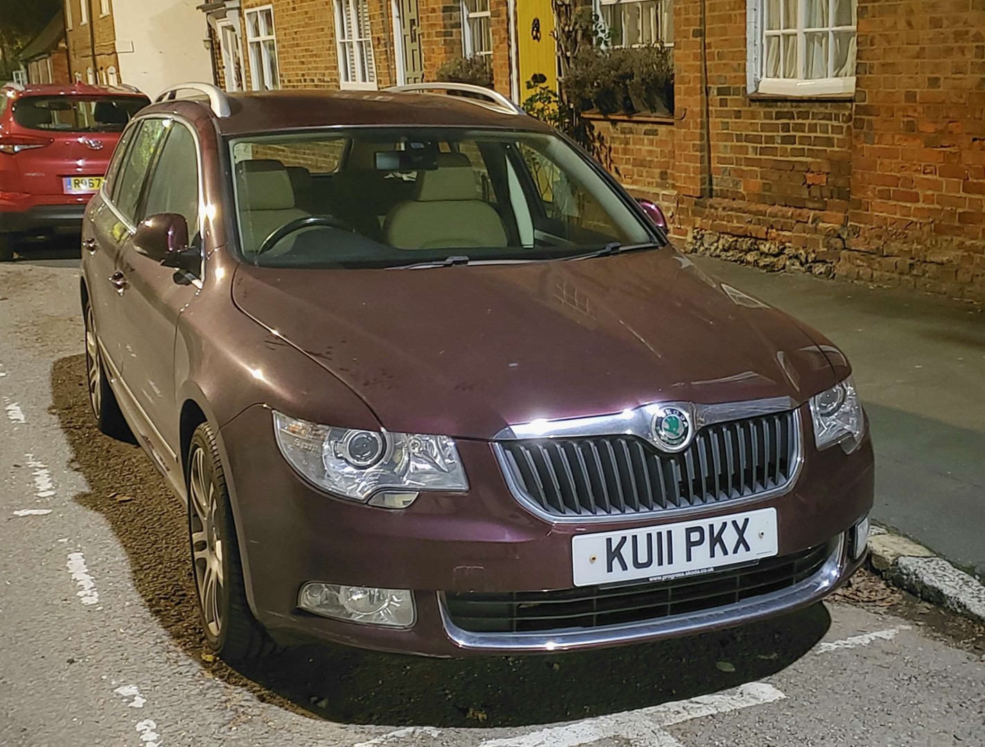 KU11PKX, Skoda Superb 2nd gen Combi (B6/3T5), 2008–2013