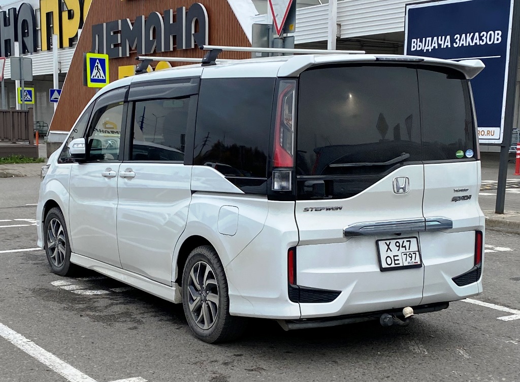 х 947 ое 797, Honda Stepwgn 5th gen (RP1–5), 2015–2022