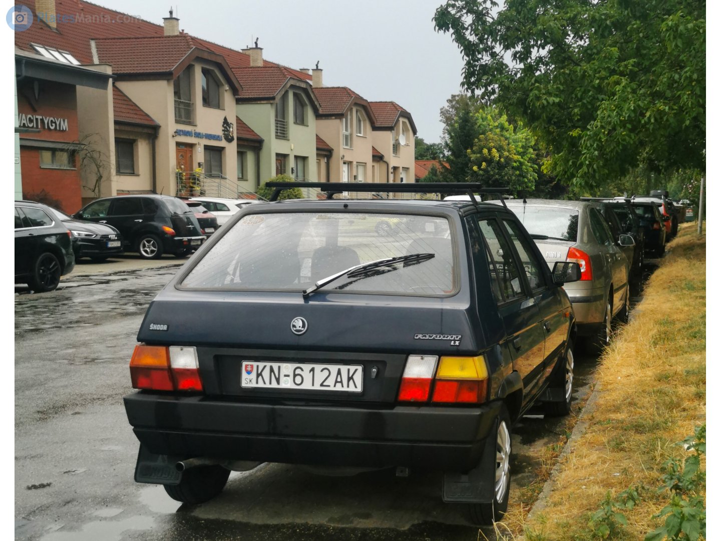 KN-612AK, Skoda Favorit 1st gen Hatch (Type 781), 1987–1995