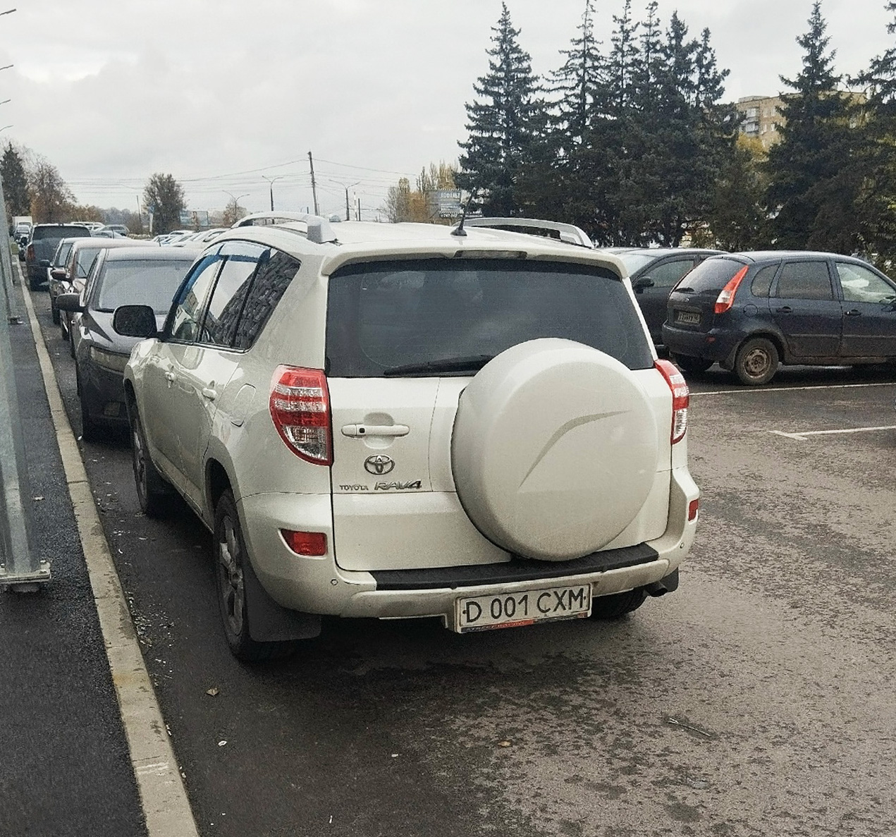 D 001 CXM, Toyota RAV4 