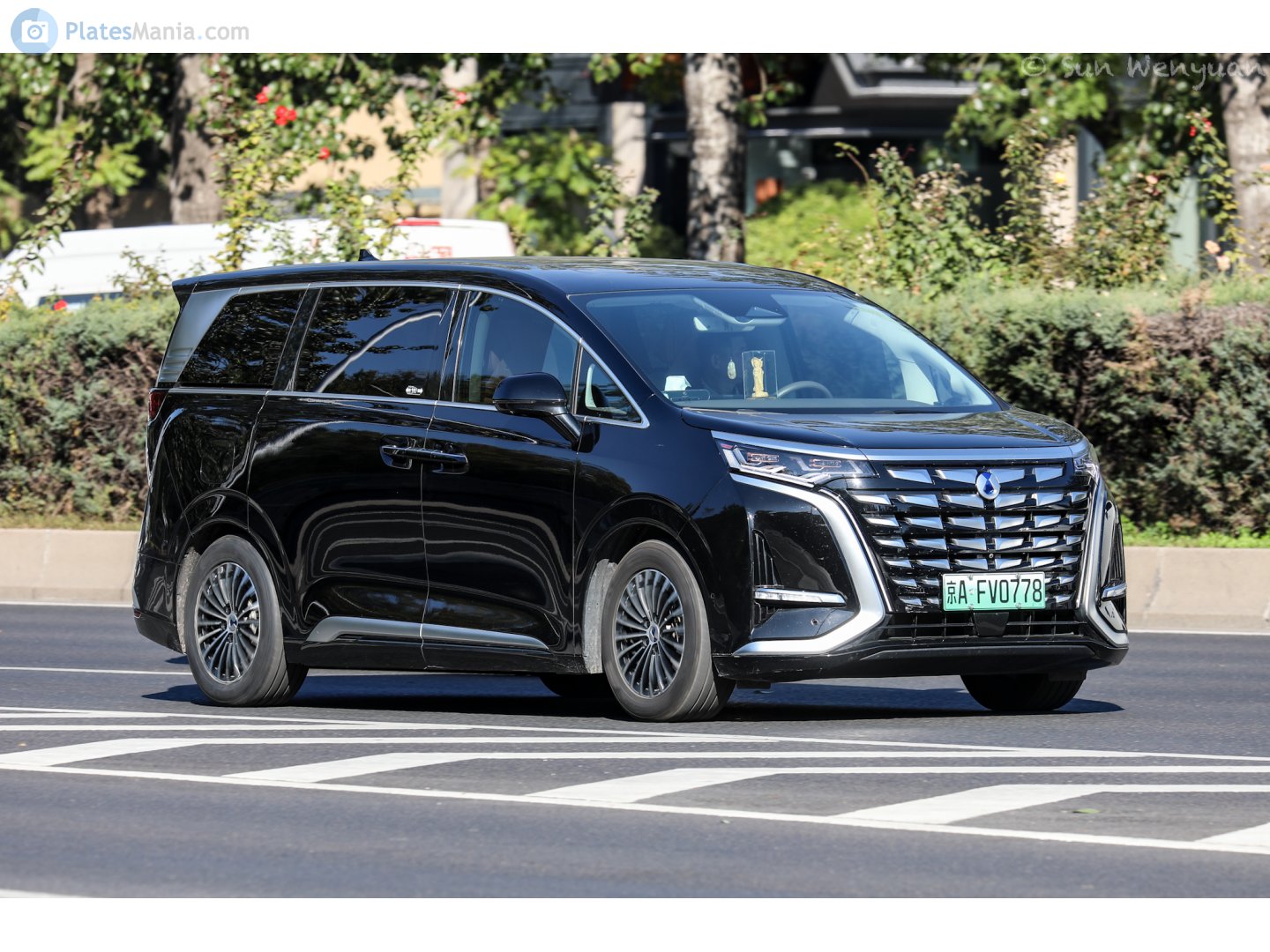 京A·FV0778, Denza (Tengshi) D9 1st gen DM-i, 2022–