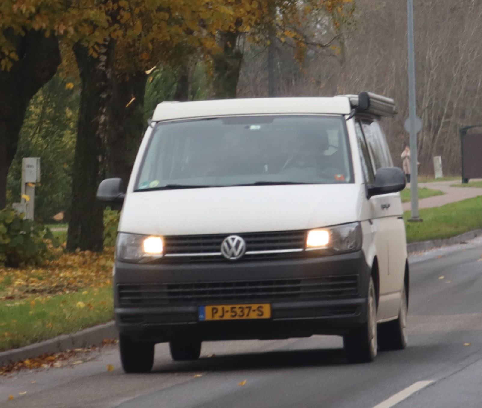 PJ-537-S, Volkswagen Transporter 6th gen Van (T6) (SG), 2015–2019