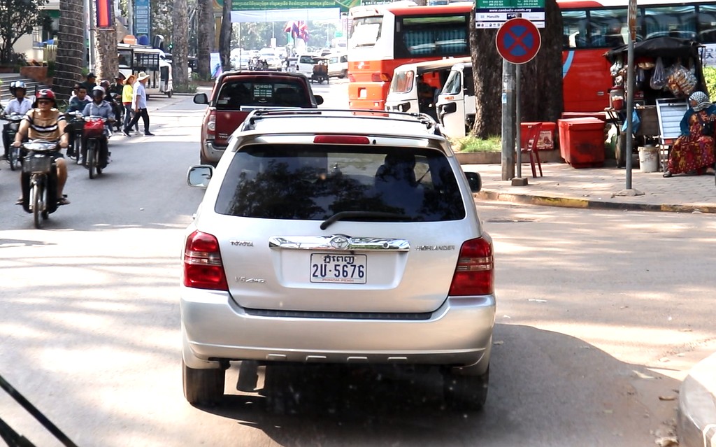 2U-5676, Toyota Highlander 1st gen (XU20), 2000–2007