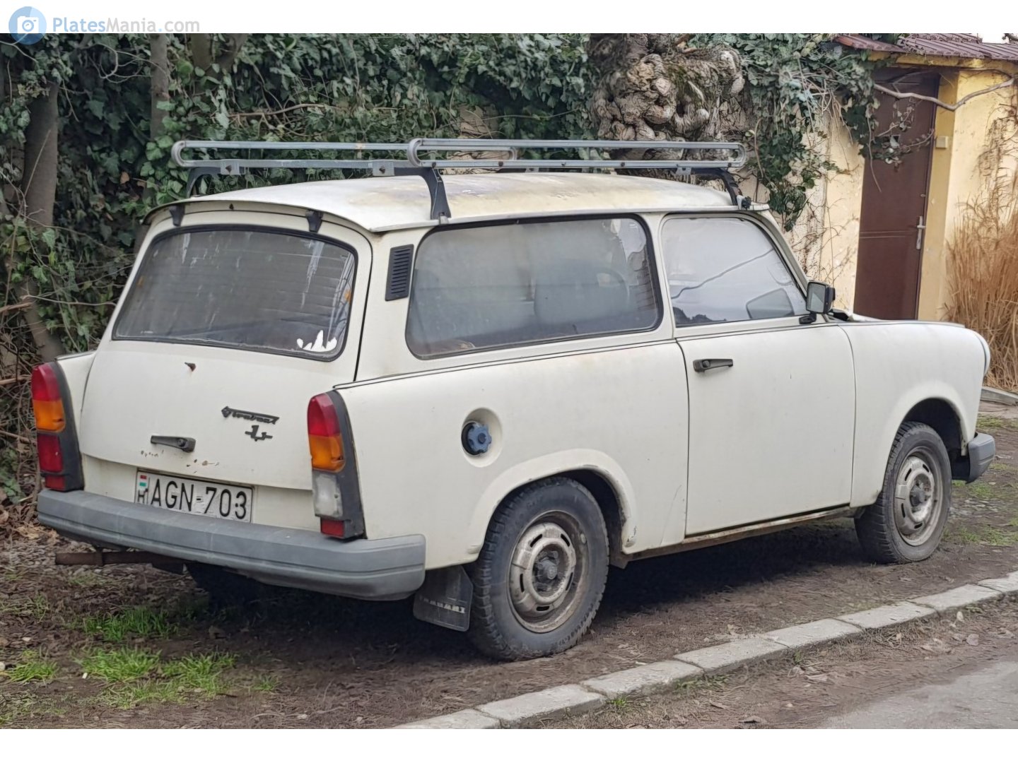 AGN-703, Trabant 1.1 Universal, 1990–1991