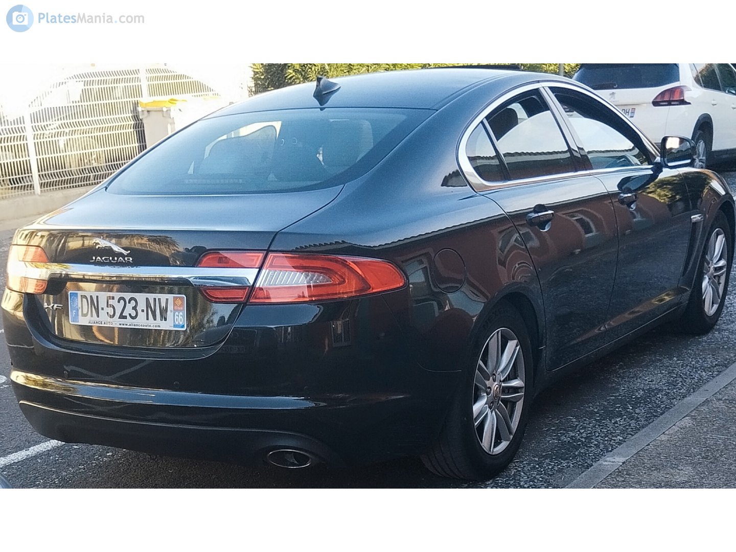 DN-523-NW, Jaguar XF 1st gen Sedan (X250), facelift, 2011–2015