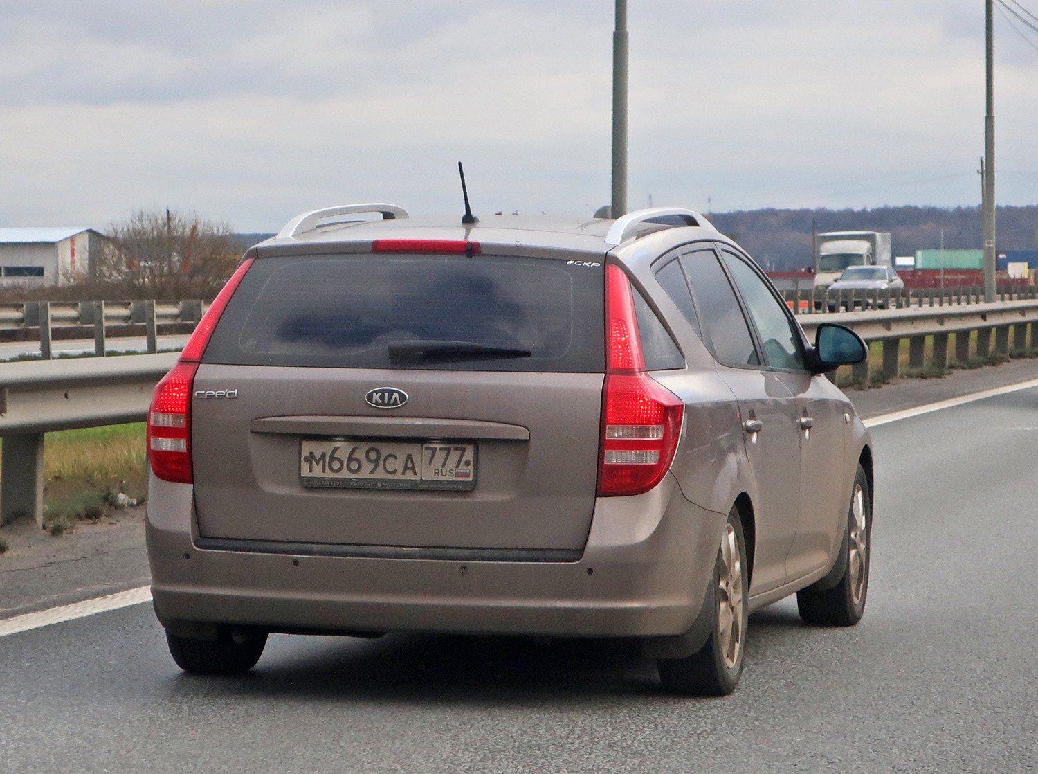 м 669 са 777, Kia Ceed 1st gen cee'd_SW (ED), 2007­–2009