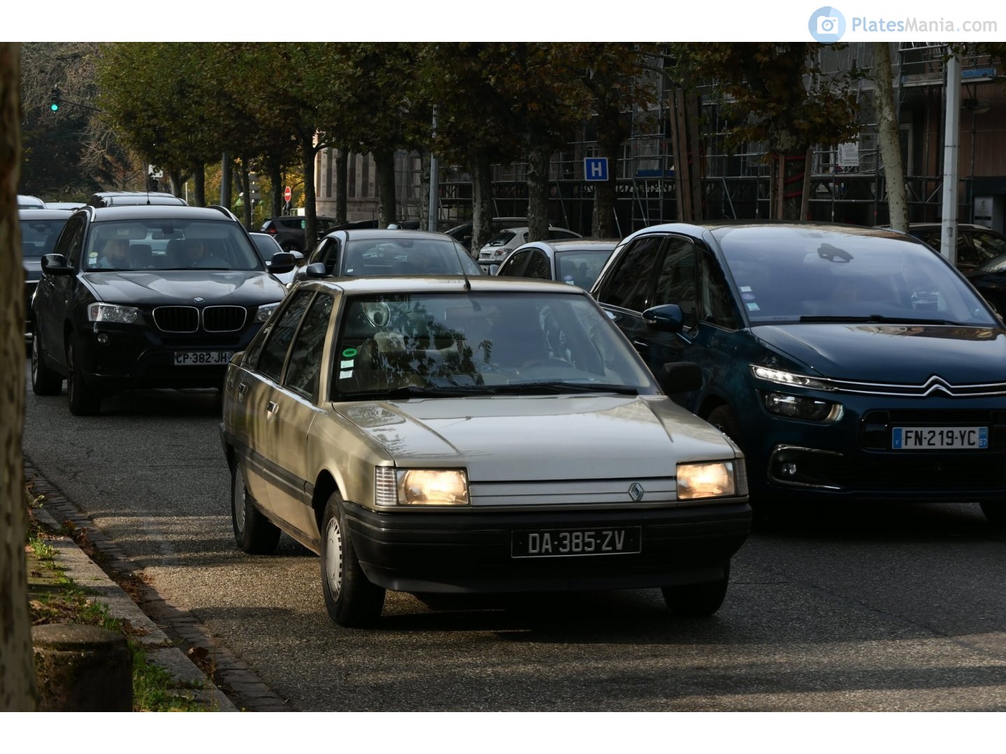 DA-385-ZV, Renault 21 1st gen Sedan (L48), 1986–1995