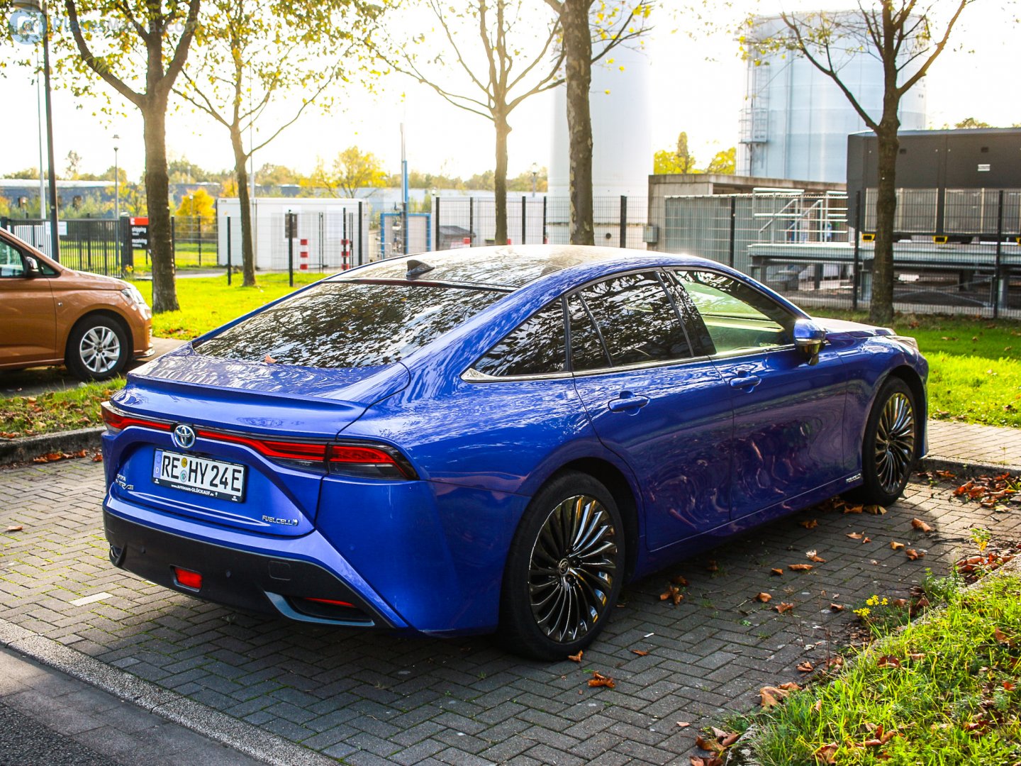 RE HY 24 E, Toyota Mirai 2nd gen (JPD20), 2020­–