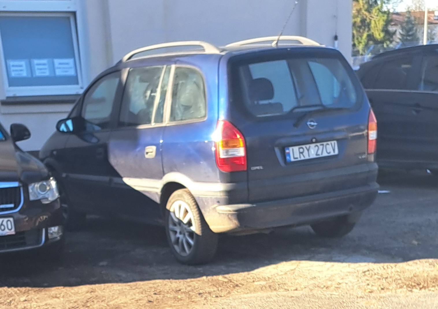 LRY 27CV, Opel Zafira 1st gen (A; T98), 1999–2005